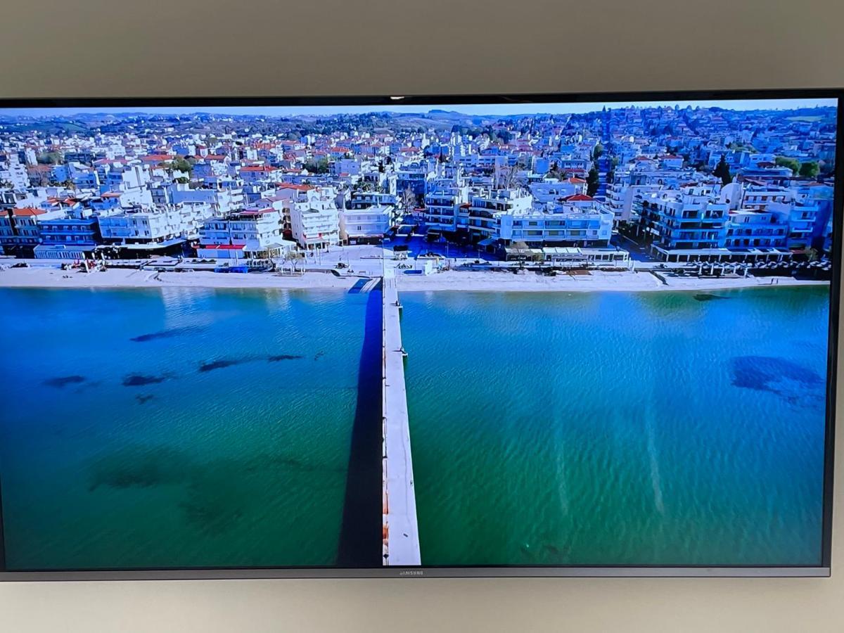 Luxury And Sunny Apartment 250 Mts From The Beach!! Peraia  Exterior photo