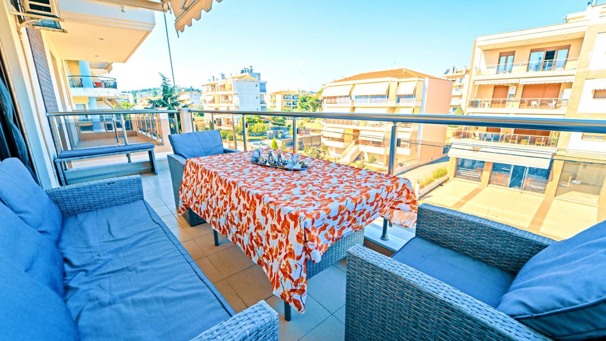 Luxury And Sunny Apartment 250 Mts From The Beach!! Peraia  Exterior photo